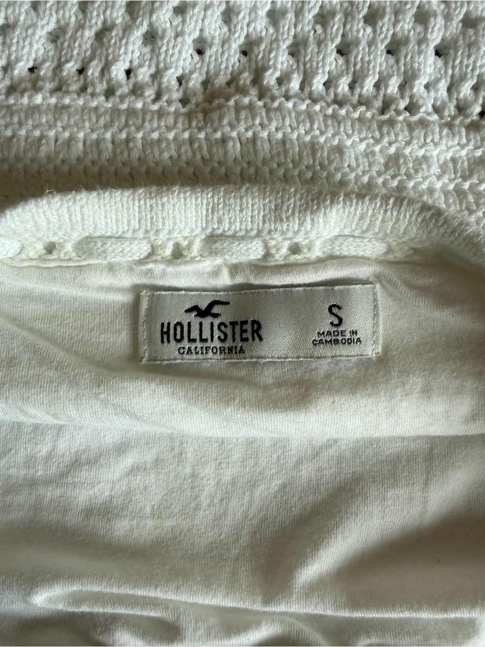 Hollister White Crochet Strapless Tube Top with Scalloped Hem - Picture 5 of 5